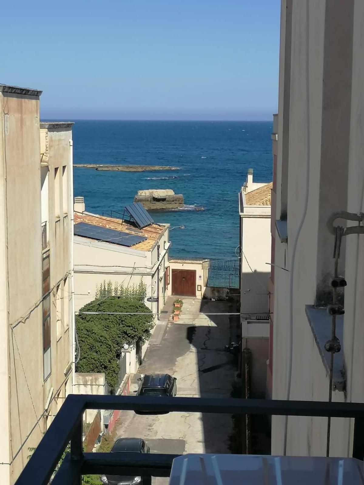 Sea View Apartment Сиракузы Экстерьер фото