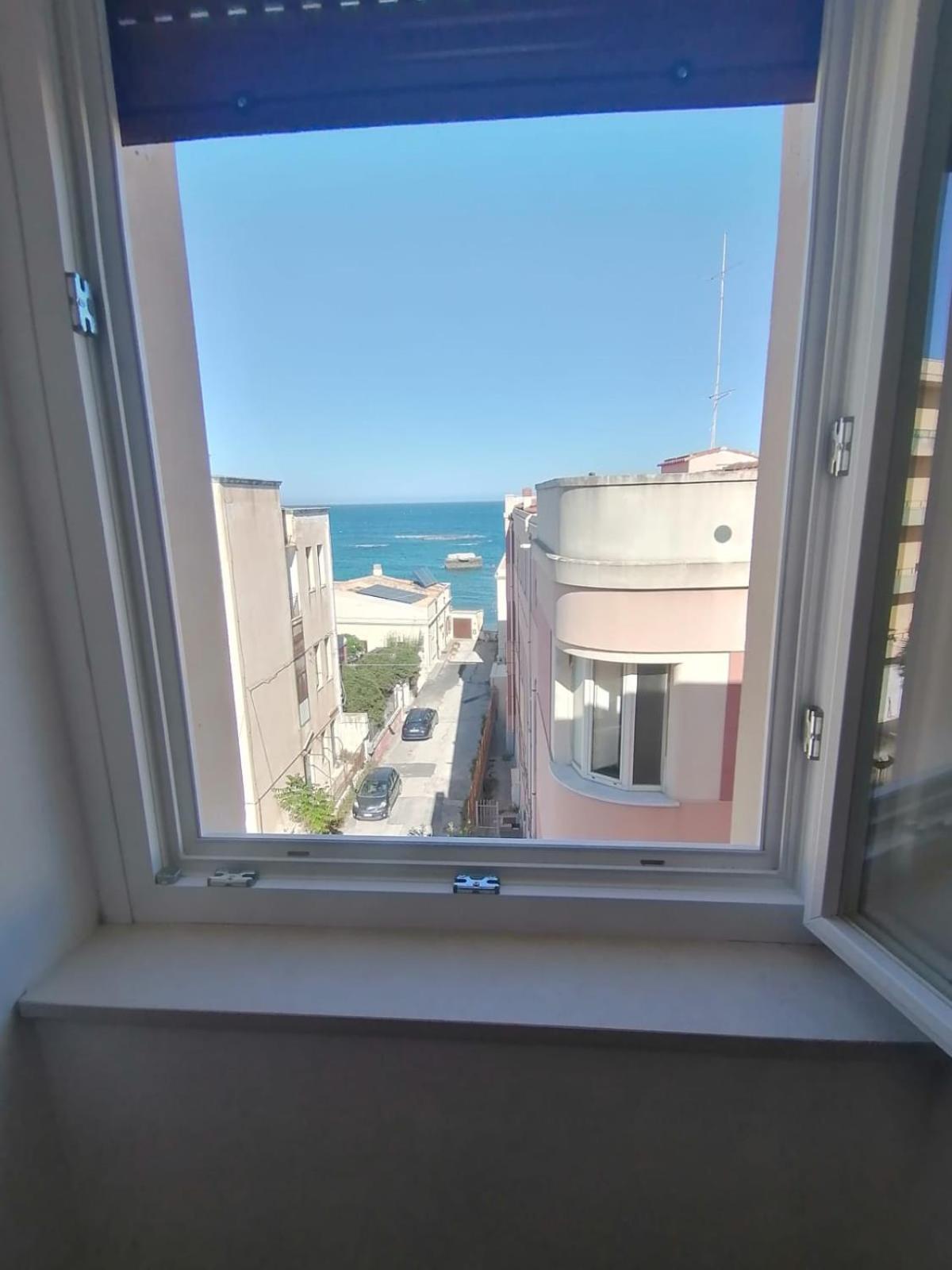 Sea View Apartment Сиракузы Экстерьер фото