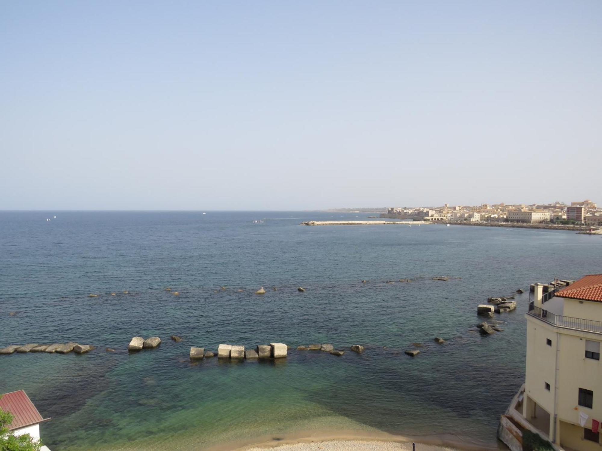 Sea View Apartment Сиракузы Экстерьер фото