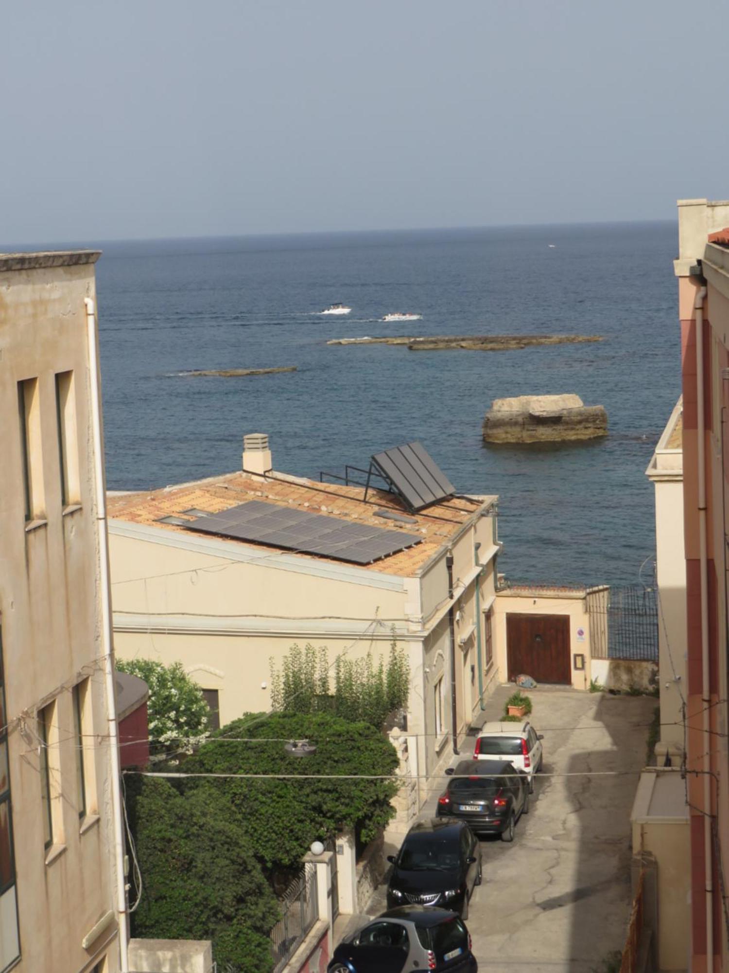 Sea View Apartment Сиракузы Экстерьер фото
