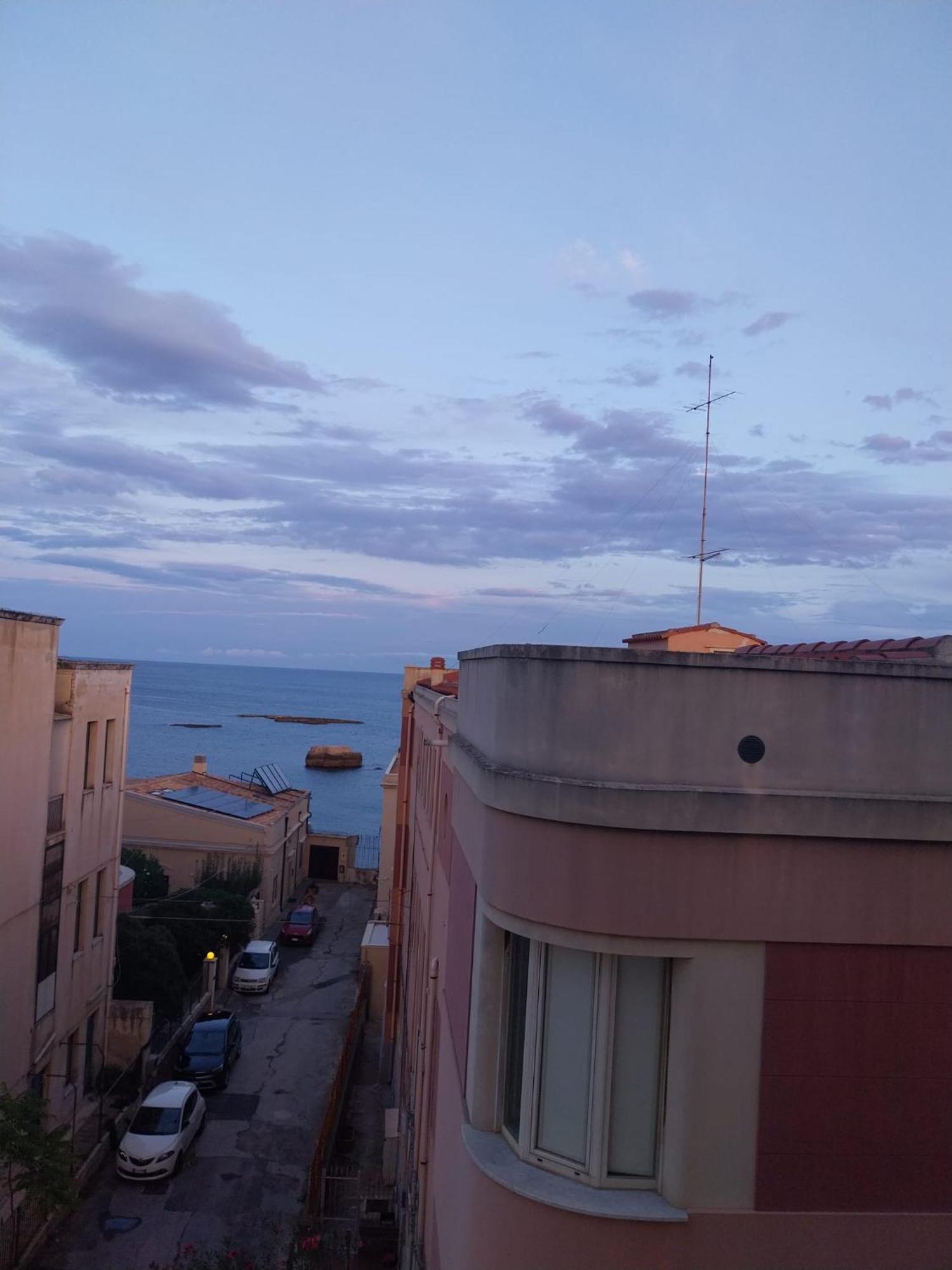 Sea View Apartment Сиракузы Экстерьер фото